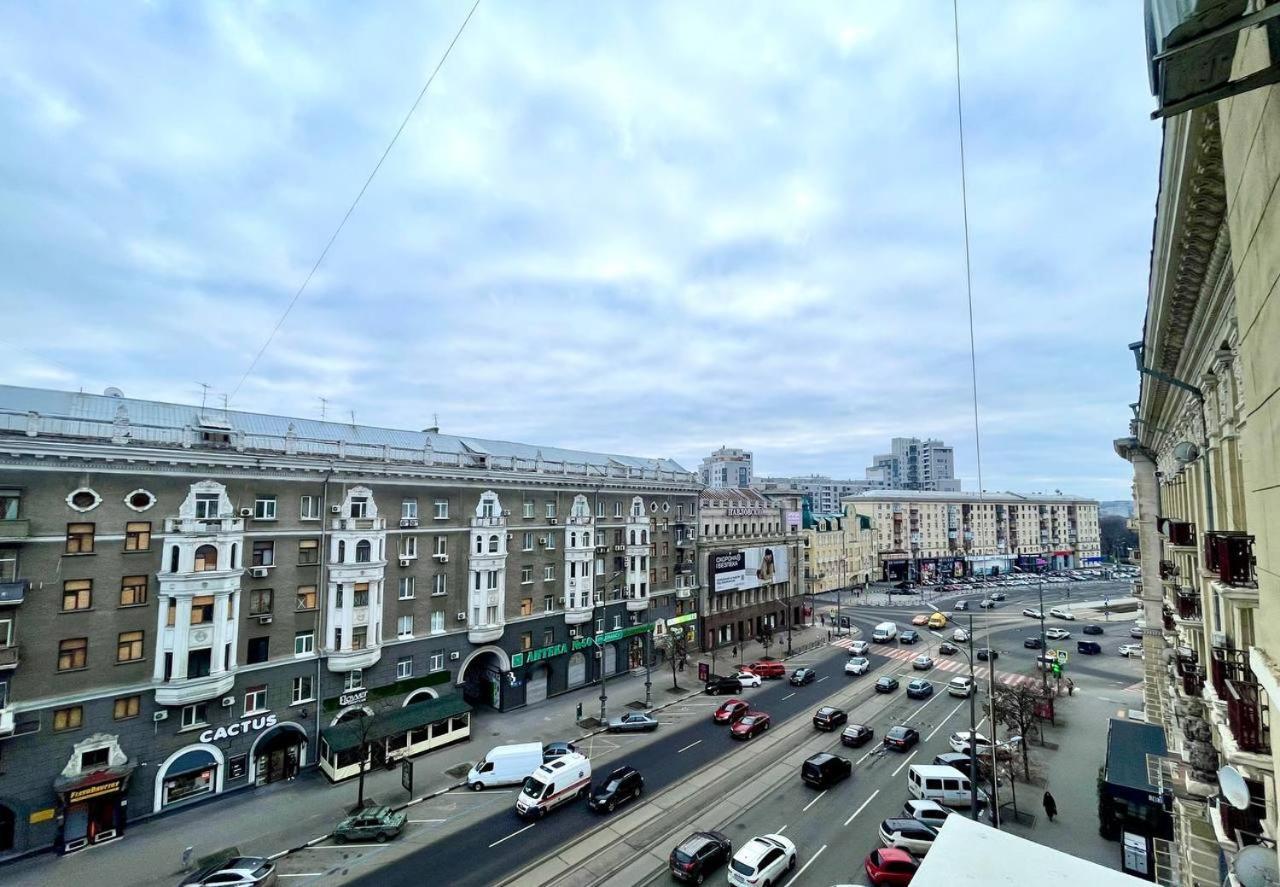 Площадь Павловская Харків Екстер'єр фото